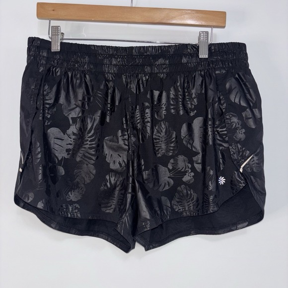 Athleta Pants - Athleta Women's Printed Running Shorts • Black Tropical Leaf • Size L
